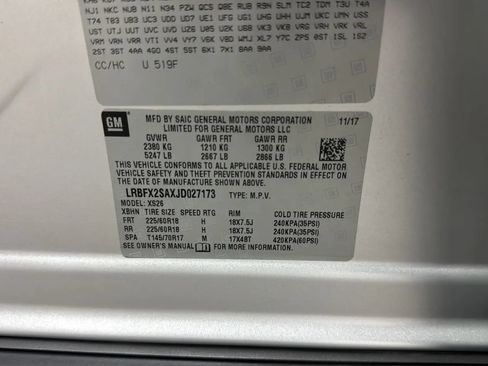 Used 2018 Buick Envision Essence AWD/4WD image 23