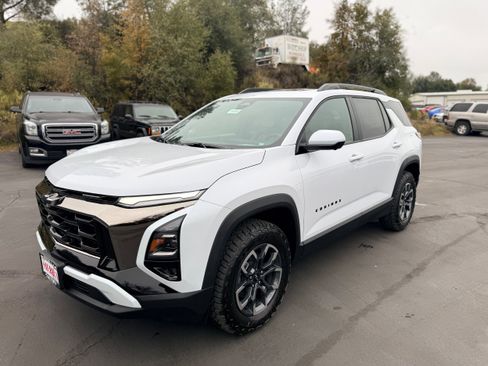 New 2026 Chevrolet Equinox ACTIV w/ Convenience Package III image 1