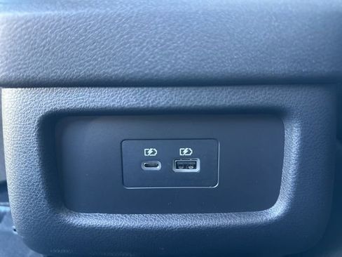 New 2025 Nissan Pathfinder SV image 20