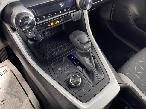 Used 2024 Toyota RAV4 XLE image 14