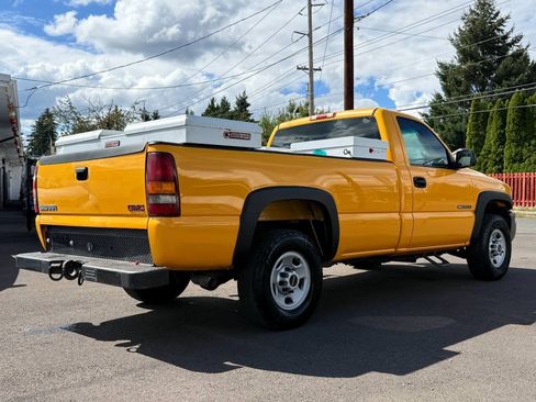Used 2003 GMC Sierra 2500 W/T RWD image 6