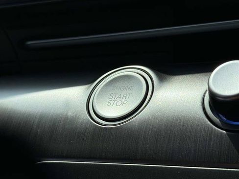 New 2026 Hyundai Kona SEL Premium FWD image 22