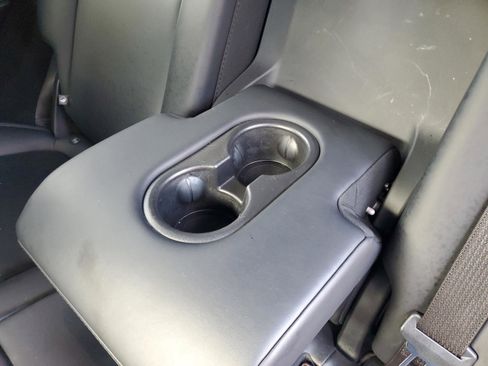 Used 2025 Tesla Model Y Long Range image 10