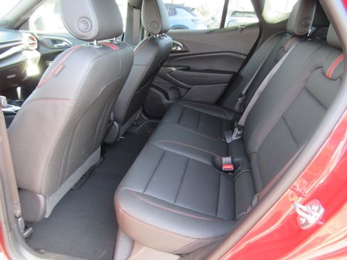 New 2026 Chevrolet Trax RS w/ Sunroof Package image 27