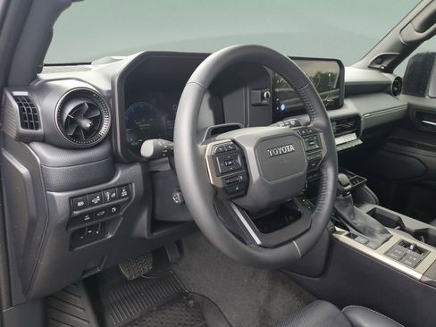 Used 2025 Toyota Land Cruiser w/ Premium Package AWD/4WD image 18