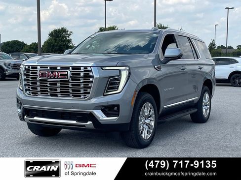 Used 2026 GMC Yukon Denali w/ Advanced Technology Package AWD/4WD image 3