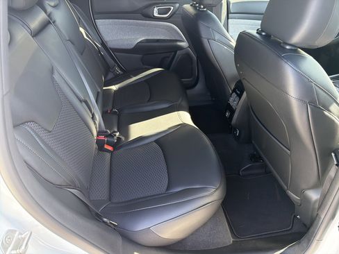 New 2026 Jeep Compass Latitude image 16