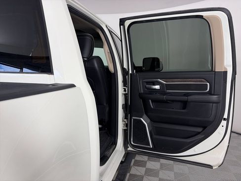 Used 2020 RAM 3500 Laramie AWD/4WD image 29