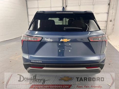 Used 2025 Chevrolet Equinox LT FWD image 7