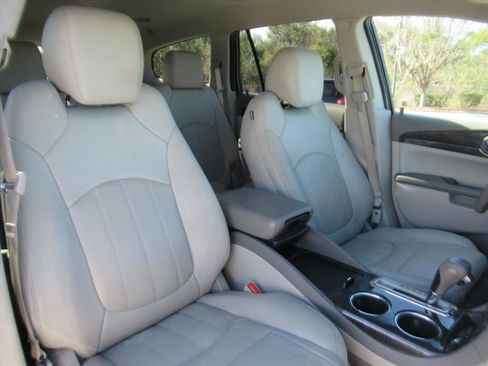 Used 2017 Buick Enclave Leather image 8