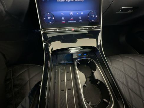 Used 2025 Mercedes-Benz S 580 4MATIC Sedan image 26