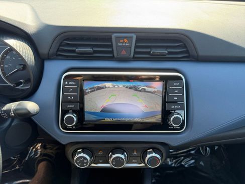 Used 2025 Nissan Versa SV FWD image 22