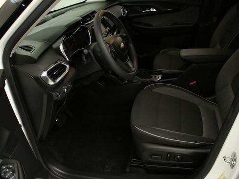 Used 2023 Chevrolet TrailBlazer LT w/ Convenience Package image 24