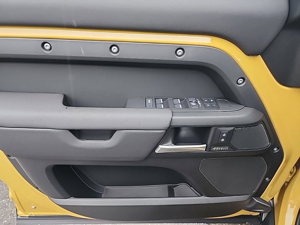 New 2026 Land Rover Defender 110 Trophy Edition AWD/4WD image 10