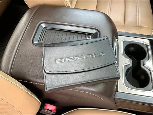 Used 2018 GMC Sierra 1500 Denali AWD/4WD image 10