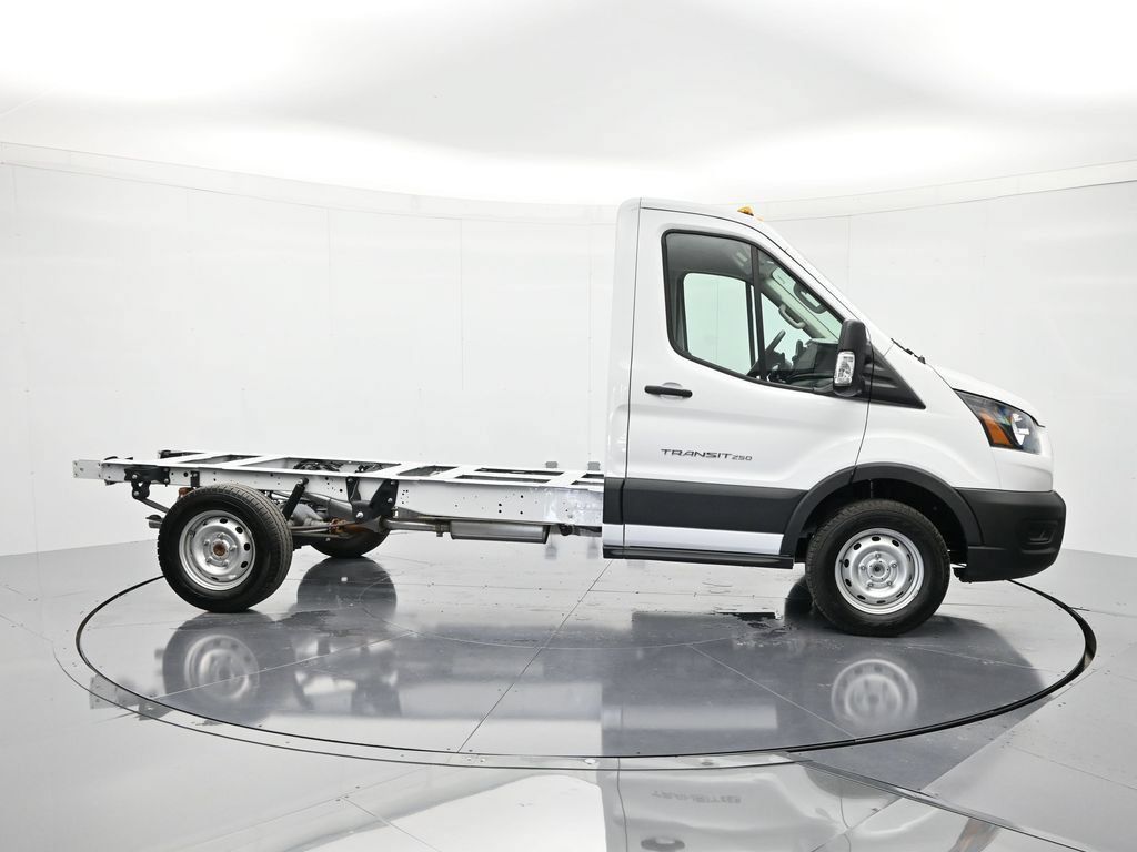 New 2025 Ford Transit 250 w/ Upfitter Package RWD image 4
