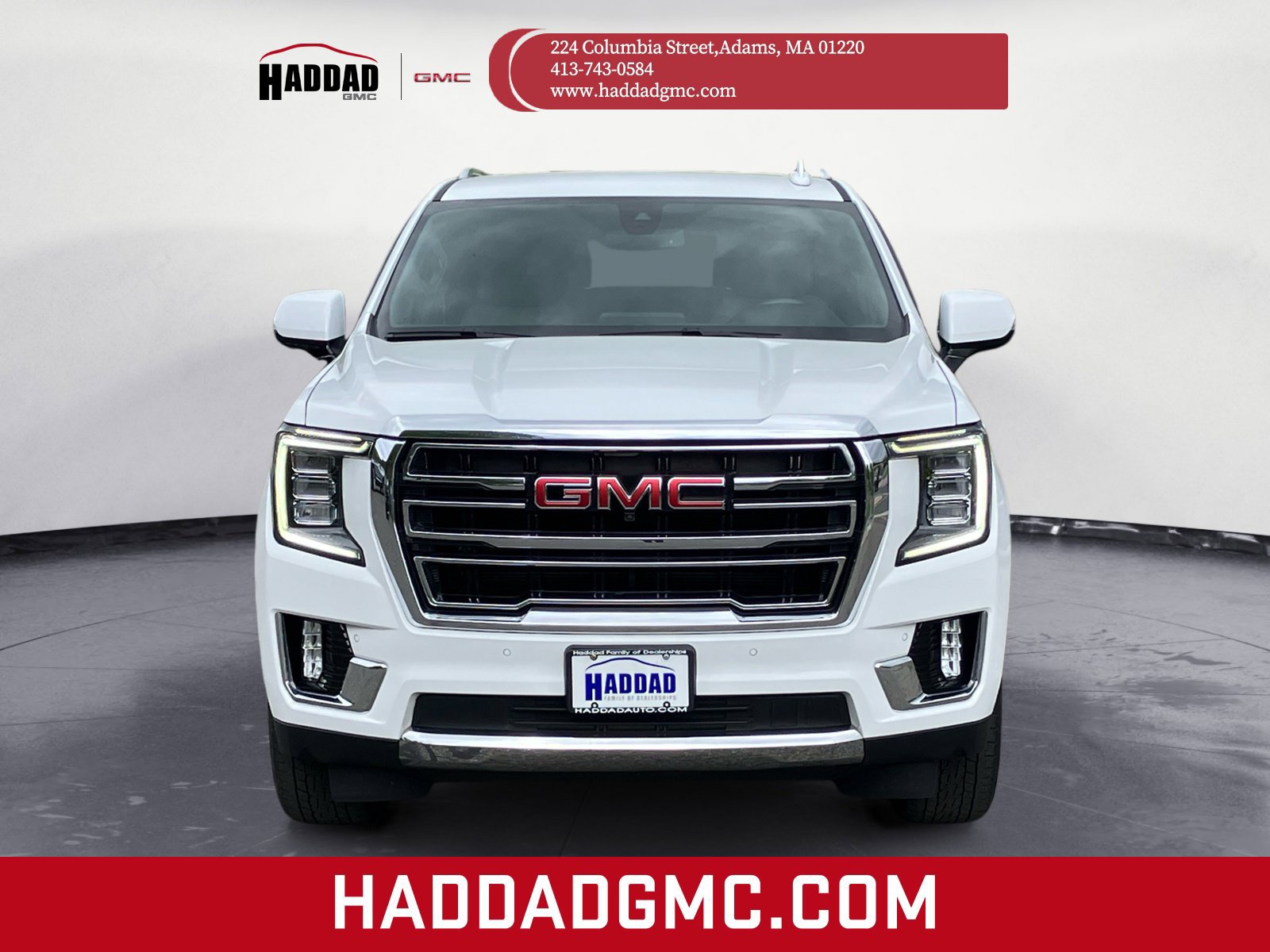 Certified 2022 GMC Yukon SLT w/ SLT Luxury Package AWD/4WD image 2