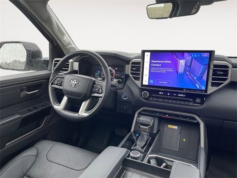 Used 2024 Toyota Tundra Limited image 10
