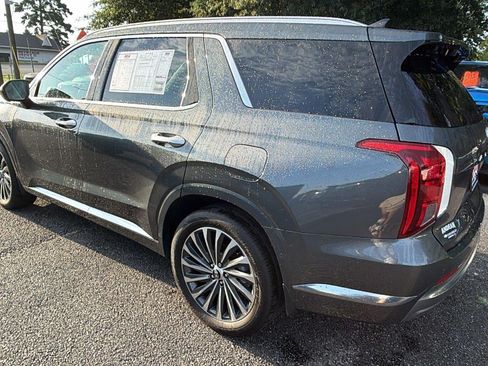 Used 2025 Hyundai Palisade Calligraphy FWD image 10