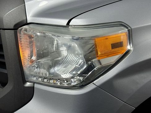 Used 2015 Toyota Tundra SR image 3