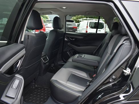 Used 2020 Subaru Outback Onyx Edition XT AWD/4WD image 9