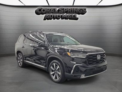 Certified 2025 Honda Pilot Touring