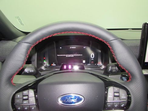 New 2026 Ford Explorer ST-Line w/ ST-Line Street Pack AWD/4WD image 19