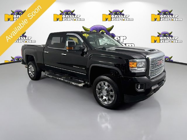 Used 2018 GMC Sierra 2500 Denali w/ Suspension Package, Off-Road AWD/4WD image 3