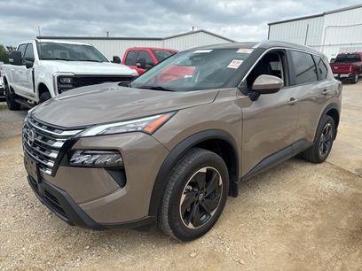 Used 2024 Nissan Rogue SV w/ SV Premium Package