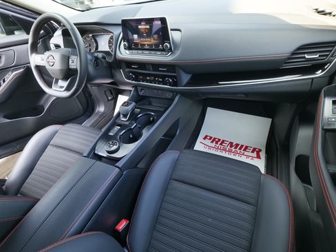 Certified 2026 Nissan Rogue SV AWD/4WD image 22