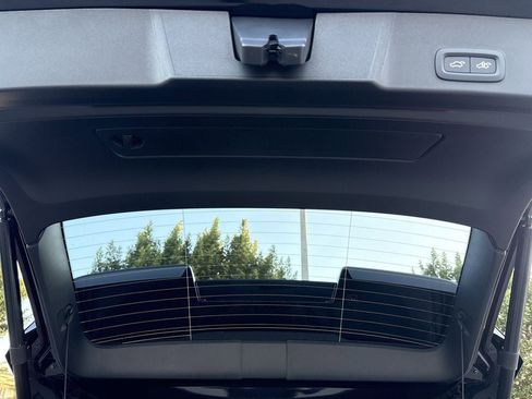 New 2026 Volvo XC40 B5 Ultra image 20