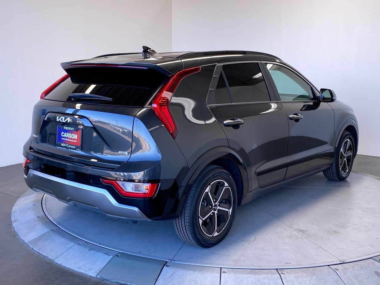 Certified 2024 Kia Niro FWD image 5