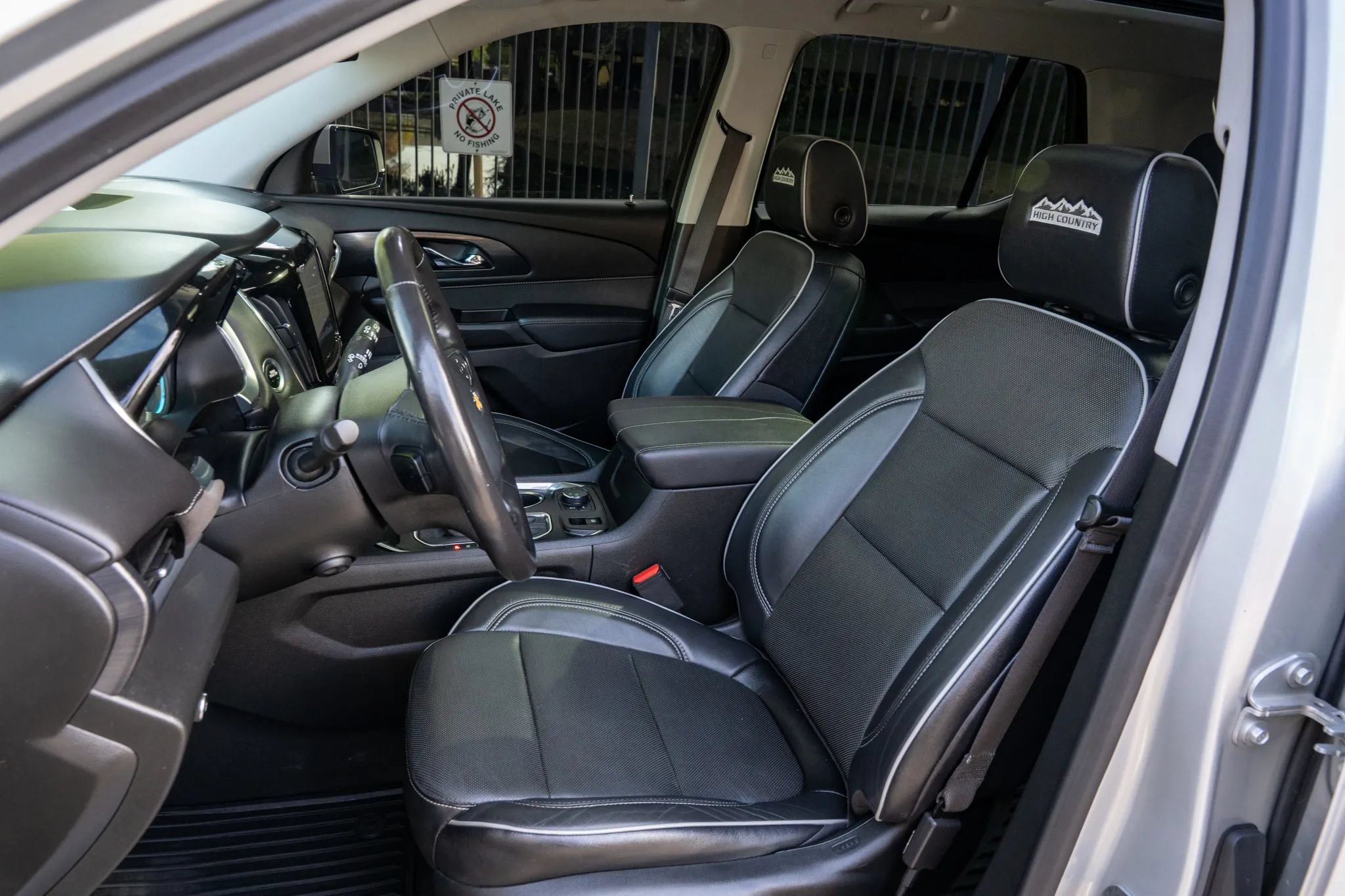 Used 2020 Chevrolet Traverse High Country AWD/4WD image 11