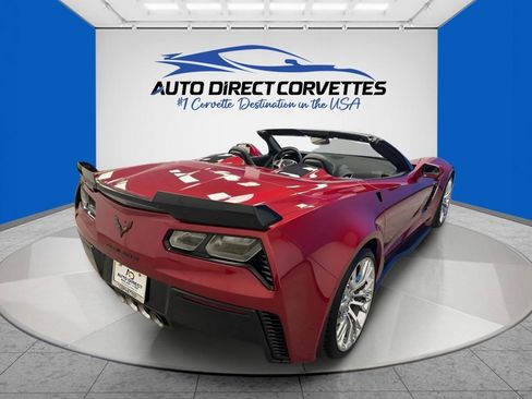 Used 2015 Chevrolet Corvette Z06 w/ 3LZ Preferred Equipment Group RWD image 10