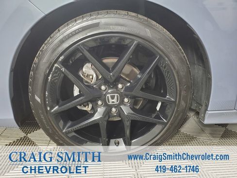 Used 2024 Honda Civic Sport image 29