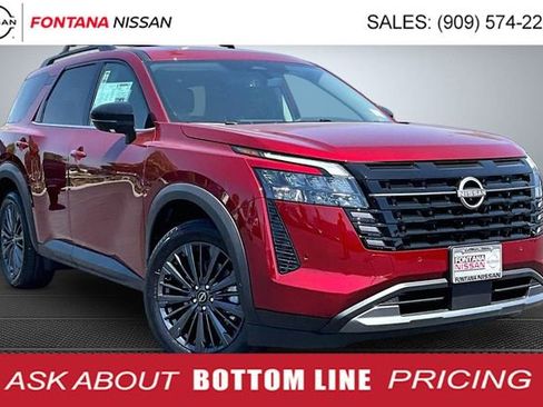 New 2026 Nissan Pathfinder SL FWD image 1