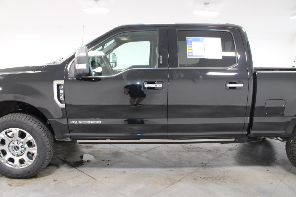 Used 2022 Ford F350 King Ranch w/ King Ranch Ultimate Package AWD/4WD image 6