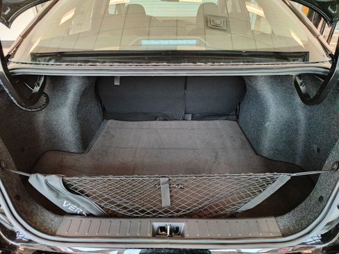 New 2025 Nissan Versa SR w/ Trunk Package FWD image 12