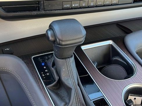 Certified 2024 Toyota Sienna LE image 17