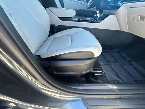 Used 2024 Kia Sportage EX FWD image 24