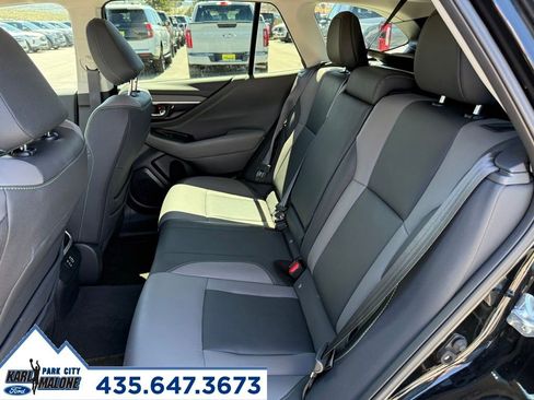 Used 2025 Subaru Outback Onyx Edition AWD/4WD image 26