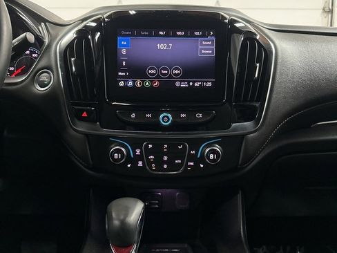Used 2023 Chevrolet Traverse RS image 23