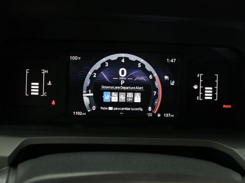 Certified 2026 Toyota Tacoma SR5 AWD/4WD image 38