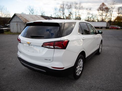 Certified 2023 Chevrolet Equinox LT w/ Driver Convenience Package image 3