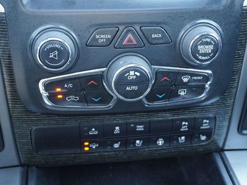 Used 2017 RAM 1500 Limited image 36