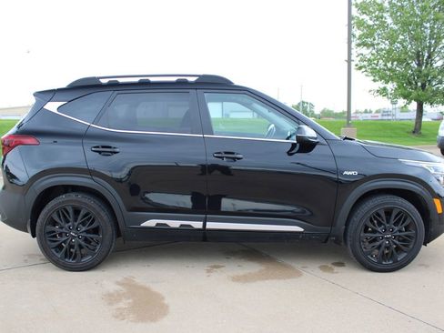 Used 2023 Kia Seltos Nightfall Edition AWD/4WD image 4