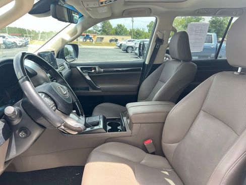 Used 2023 Lexus GX 460 Premium AWD/4WD image 4
