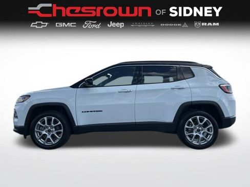 Used 2025 Jeep Compass Limited AWD/4WD image 16