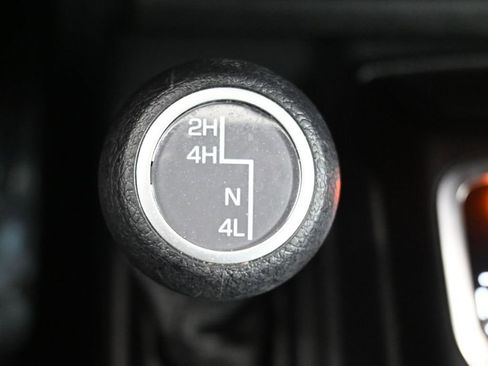 Used 2023 Jeep Wrangler Sport S image 27