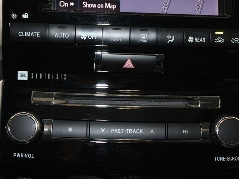 Used 2013 Toyota Land Cruiser AWD/4WD image 51